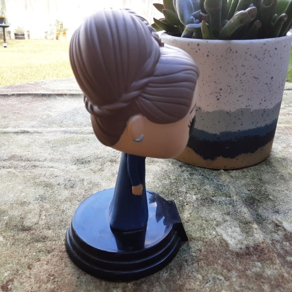 Funko Pop Star Wars Episode 7 Princess Leia Bobblehead - Picture 6 of 6